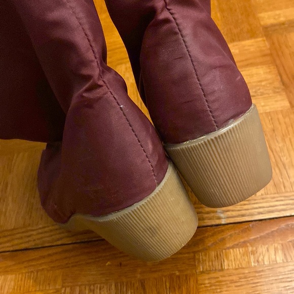 Vintage 70’s/80’s - butterfly print stitched boots- rubber soul - Picture 3 of 11